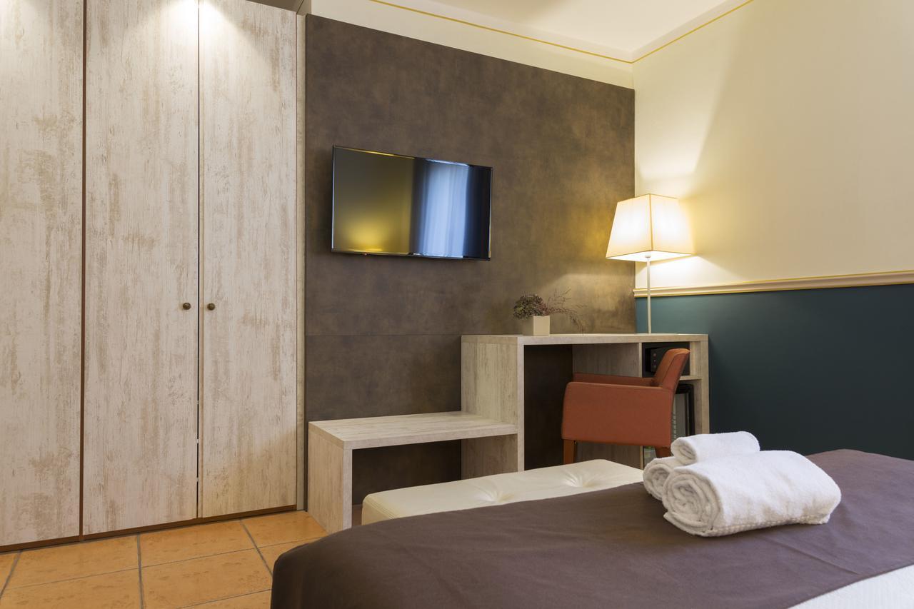 Hotel Ponte Di Rialto Crema Buitenkant foto